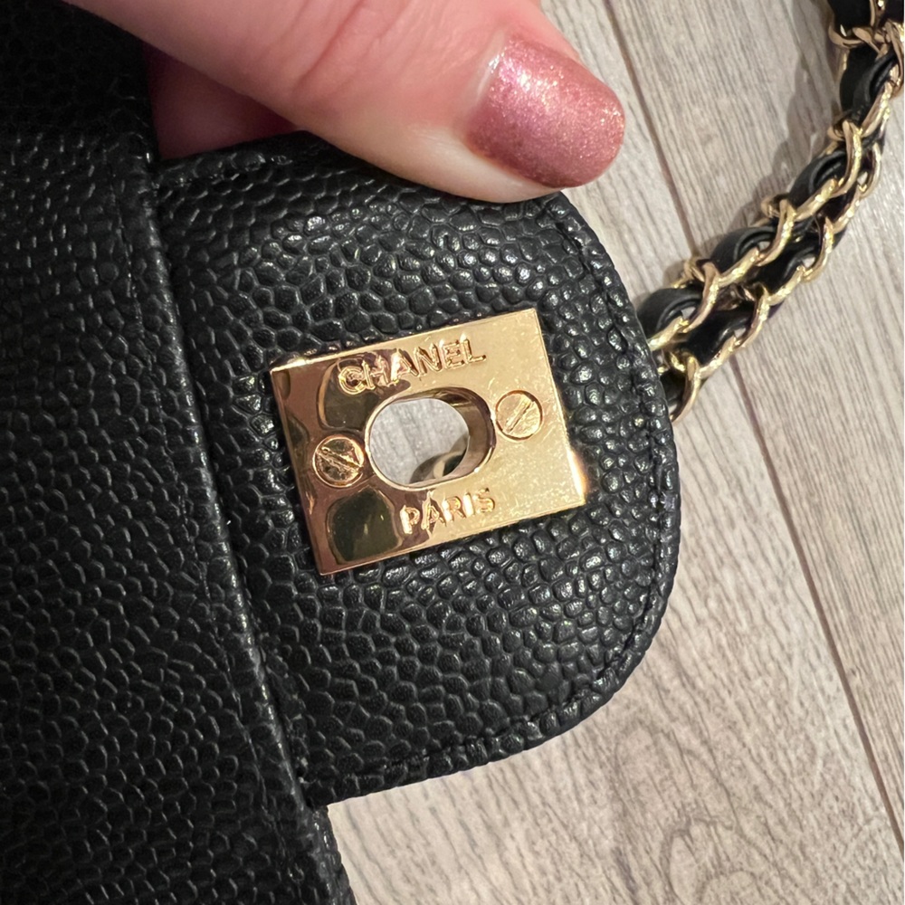 Black Caviar Leather Quilted Classic Flap Medium Shoulder Bag with Gold Accents - Picture 4 of 14